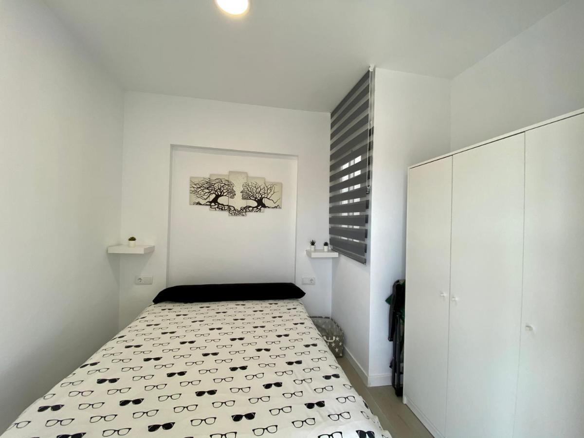 Casa Carmen Atico Primera Linea De Playa Малага Екстериор снимка