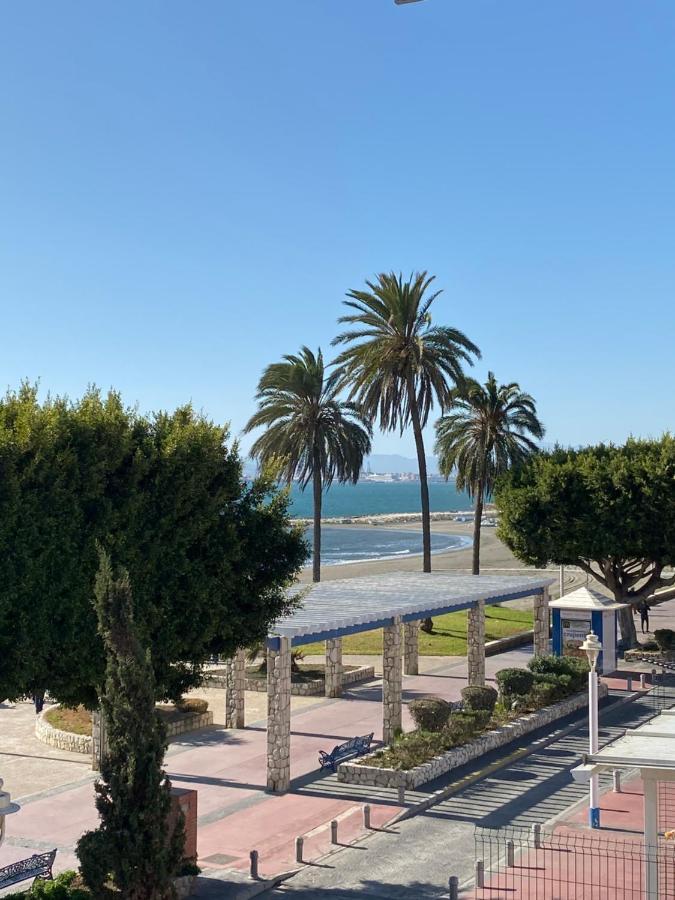 Casa Carmen Atico Primera Linea De Playa Малага Екстериор снимка